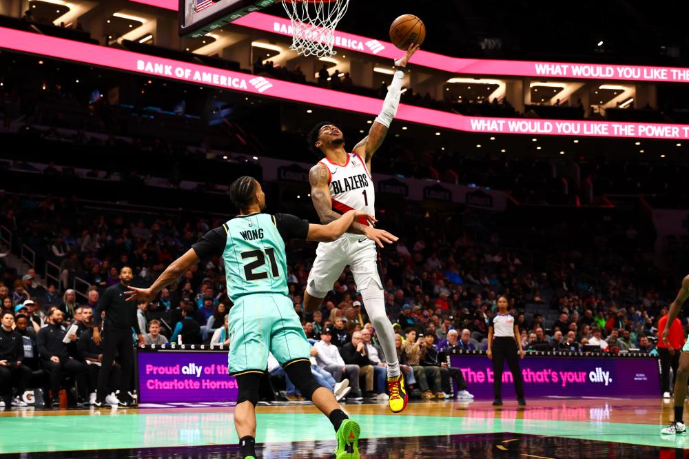 戏剧性的一 戏剧性的一