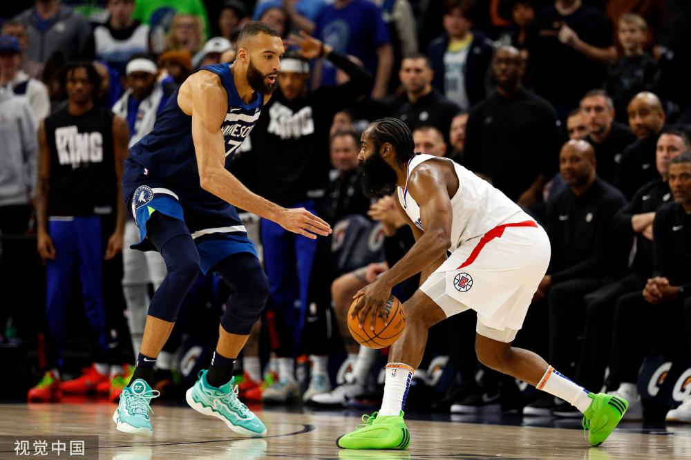 帮助球队取 帮助球队取