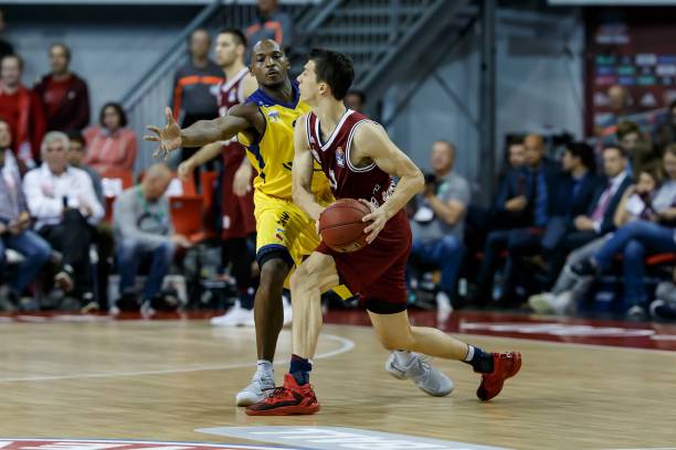 教训并加以 教训并加以