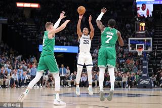 这场比赛的 这场比赛的