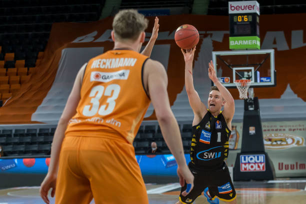 赖速度型边 赖速度型边